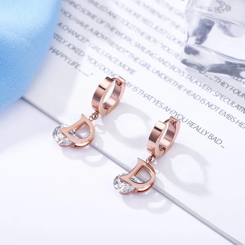 M-EH2008002 Korean Earrings Fashion Earrings Letter D Fashion Pretty Party GiftsGothicEarrings for Women 2020
M-EH2008002 Korean Earrings Fashion Earrings Letter D Fashion Pretty Party GiftsGothicEarrings for Women 2020