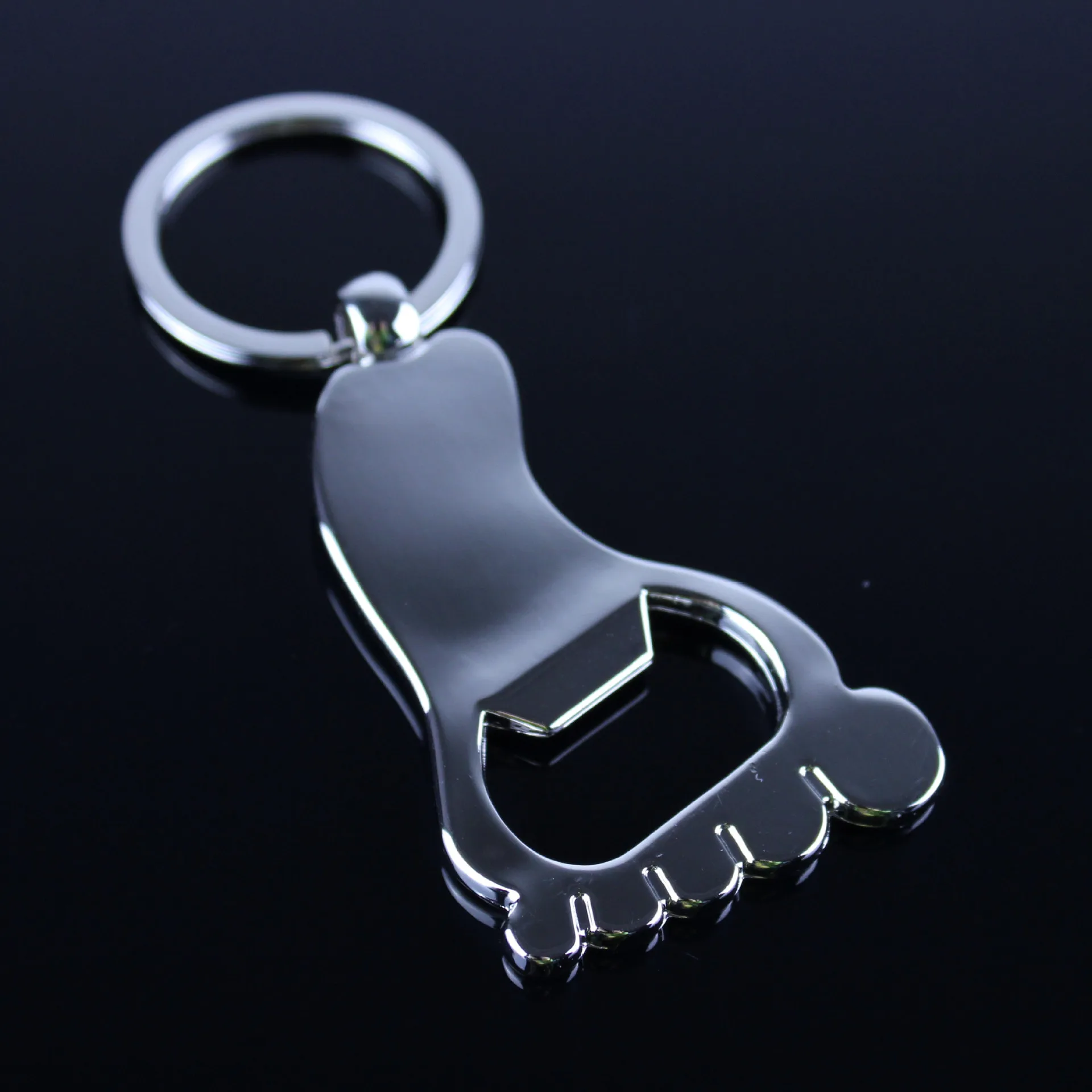 Creative Foot Bottle Opener Keychain Fashion Metal Polishing Multikinetic Energy Car Keyring Fine Gift Pendant Accessories
Creative Foot Bottle Opener Keychain Fashion Metal Polishing Multikinetic Energy Car Keyring Fine Gift Pendant Accessories