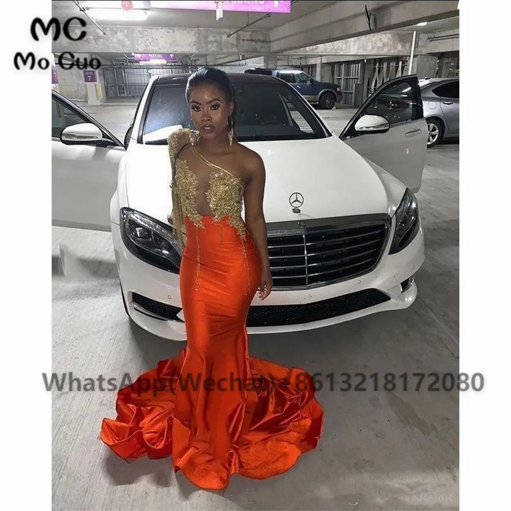 2021 South African Mermaid Prom Evening Dresses Gold Appliques Lace Beaded Shiny Satin Black Women's Evening Gown Customized
2021 South African Mermaid Prom Evening Dresses Gold Appliques Lace Beaded Shiny Satin Black Women's Evening Gown Customized