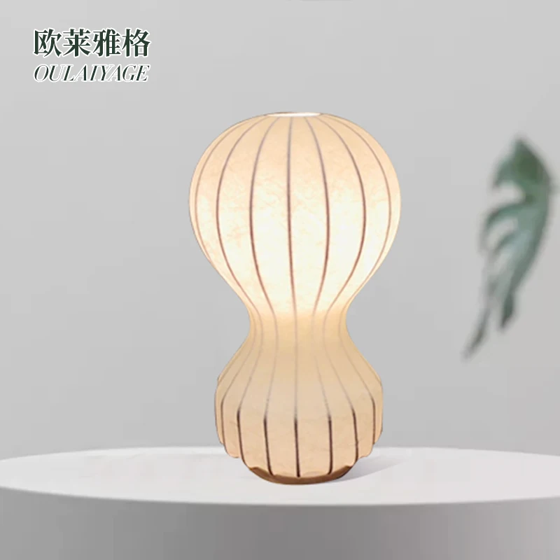 Современная шелковая настольная лампа в скандинавском стиле, прикроватная лампа для спальни, гостиной, кабинета, тканевая сферическая креа...
Современная шелковая настольная лампа в скандинавском стиле, прикроватная лампа для спальни, гостиной, кабинета, тканевая сферическая креа...