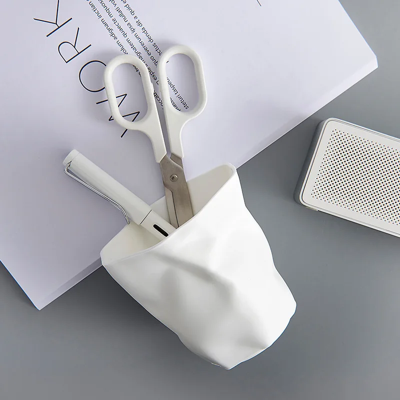 Mini Desktop Trash Can Box Makeup Brush Storage Rack Trashcan Eggshell Storage Bucket Office Irregularly Shaped Car Ashcan Boxes
Mini Desktop Trash Can Box Makeup Brush Storage Rack Trashcan Eggshell Storage Bucket Office Irregularly Shaped Car Ashcan Boxes