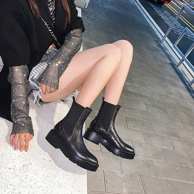 Lenkisen western boots genuine leather rhinestone high quality med heel round toe slip on young lady daily wear ankle boots L11
Lenkisen western boots genuine leather rhinestone high quality med heel round toe slip on young lady daily wear ankle boots L11