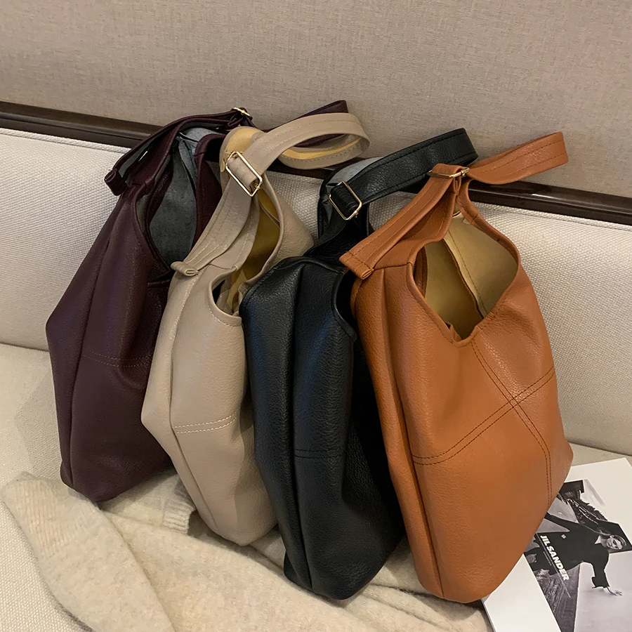Casual Designer Large Capacity Handbags PU Leather Solid Color Baguette Shoulder Bag Travel Hand Bags Women 2021 Women's Handbag
Casual Designer Large Capacity Handbags PU Leather Solid Color Baguette Shoulder Bag Travel Hand Bags Women 2021 Women's Handbag