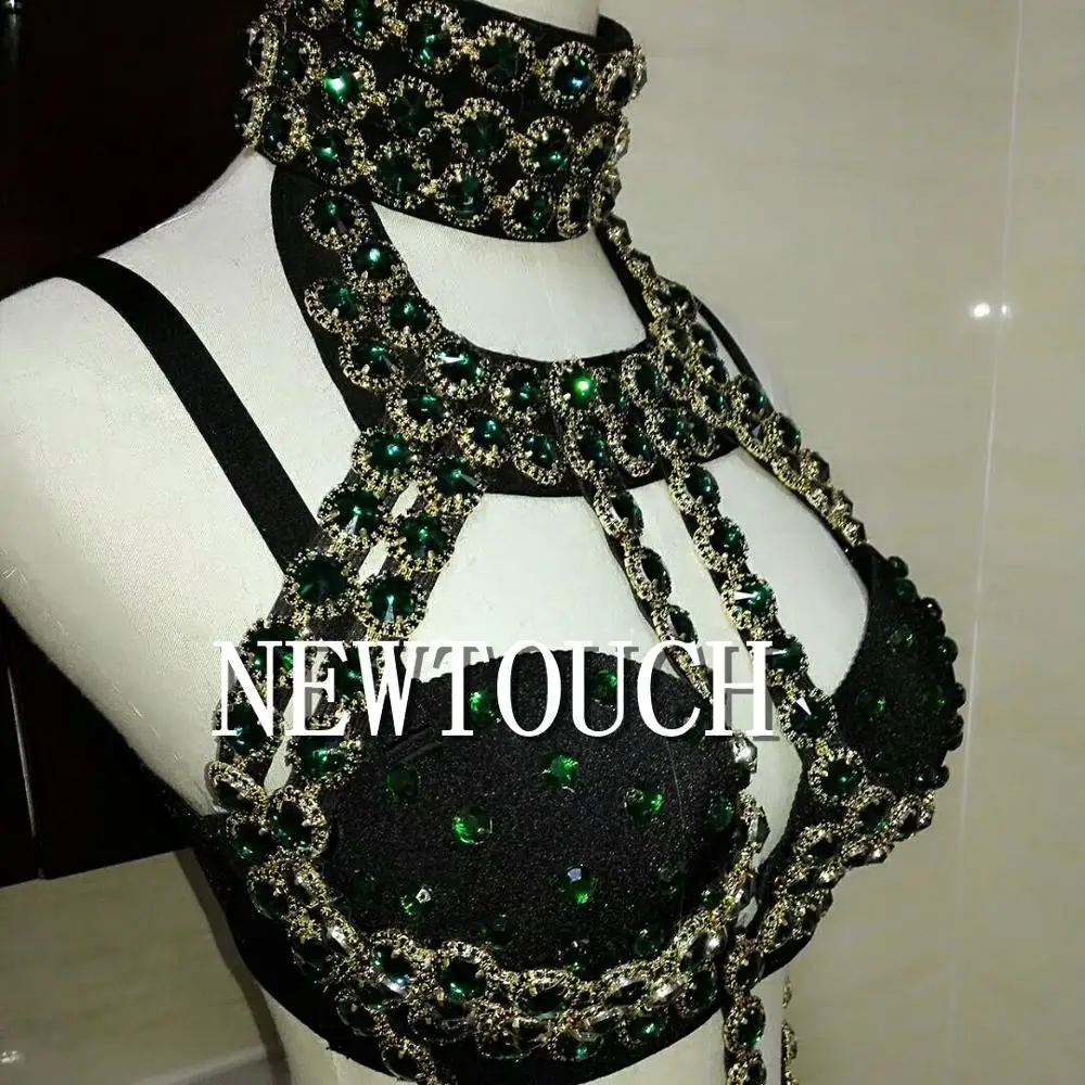 Shining Rhinestone Bikini Outfit Women Sexy Party costumes Bra Short Bikinis Bling Stage Dance Nightclub Dancewear Sexy Clothes 
Shining Rhinestone Bikini Outfit Women Sexy Party costumes Bra Short Bikinis Bling Stage Dance Nightclub Dancewear Sexy Clothes