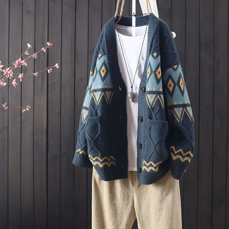 2022 Autumn Women Solid Loose Casual Cardigan Female Long Sleeve Vintage Cotton Tops Ladies High Waist Slim V-neck Sweater H114
2022 Autumn Women Solid Loose Casual Cardigan Female Long Sleeve Vintage Cotton Tops Ladies High Waist Slim V-neck Sweater H114
