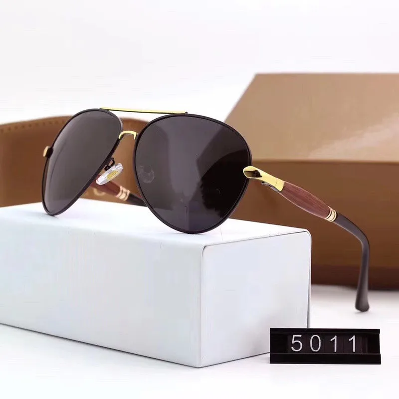 Top Quality Fashion Aviation Sunglasses Women Brand Designer Sun Glasses for Woman Lady Sunglass Female G5011 With Case And Box
Top Quality Fashion Aviation Sunglasses Women Brand Designer Sun Glasses for Woman Lady Sunglass Female G5011 With Case And Box