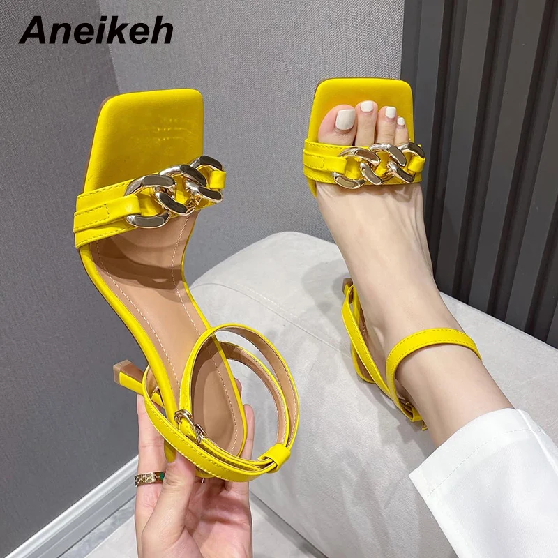 Aneikeh 2022 Women Shoes Metal Decorations Summer Fashion ConciseThin Heels Squared Toe Slippers Casual Shallow White Size 35-41
Aneikeh 2022 Women Shoes Metal Decorations Summer Fashion ConciseThin Heels Squared Toe Slippers Casual Shallow White Size 35-41
