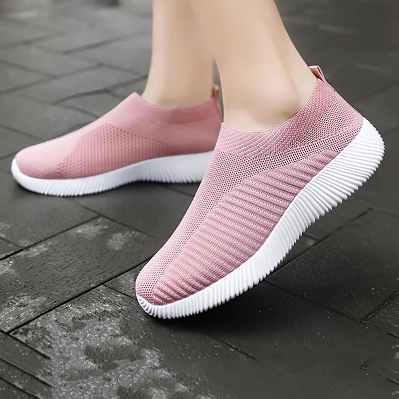 Ladies Casual Shoes Trendy Outdoor Lightweight Comfortable Sports Shoes Wear-resistant Non-slip Fitness Sneakers Size35-43
Ladies Casual Shoes Trendy Outdoor Lightweight Comfortable Sports Shoes Wear-resistant Non-slip Fitness Sneakers Size35-43