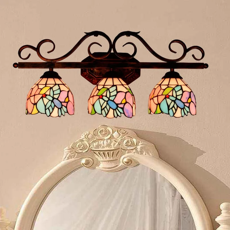 Винтажная пасторальная лампа Тиффани в европейском стиле
Винтажная пасторальная лампа Тиффани в европейском стиле