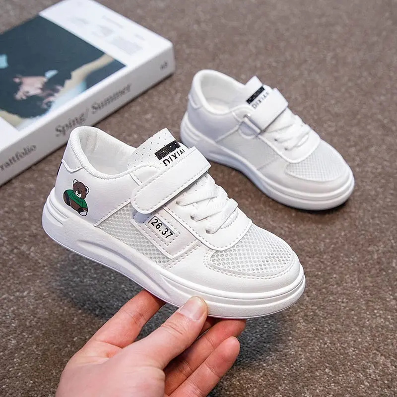 Children's summer shoes boys and girls casual sports comfortable soles ultra-lightweight children's running shoes wholesale
Children's summer shoes boys and girls casual sports comfortable soles ultra-lightweight children's running shoes wholesale