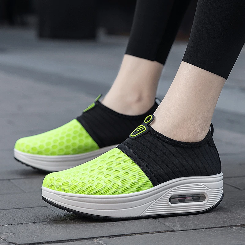 2022 New Women Shoes Casual Sneakers Air Cushion Fashion Platform Ladies Spring Flat Running Shoe Woman Trainers Outdoor Jogging
2022 New Women Shoes Casual Sneakers Air Cushion Fashion Platform Ladies Spring Flat Running Shoe Woman Trainers Outdoor Jogging
