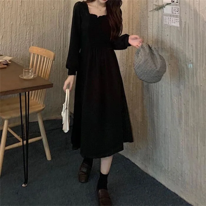 Square Collar Black Francais Dress Female 2021 Autumn and Winter New Hepburn Style Dress Collect Waist Thin Platycodon Skirt
Square Collar Black Francais Dress Female 2021 Autumn and Winter New Hepburn Style Dress Collect Waist Thin Platycodon Skirt