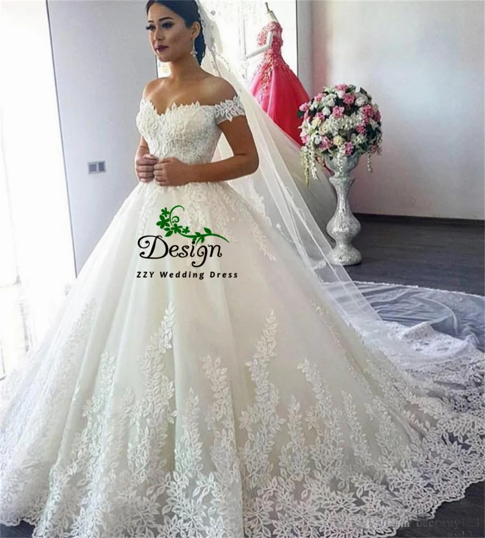 Exquisite Ivory Off The Shoulder Deep V-Neck Ball Gown Lace-Up Court Train Applique Bridal Gowns robe de mariage 2019
Exquisite Ivory Off The Shoulder Deep V-Neck Ball Gown Lace-Up Court Train Applique Bridal Gowns robe de mariage 2019