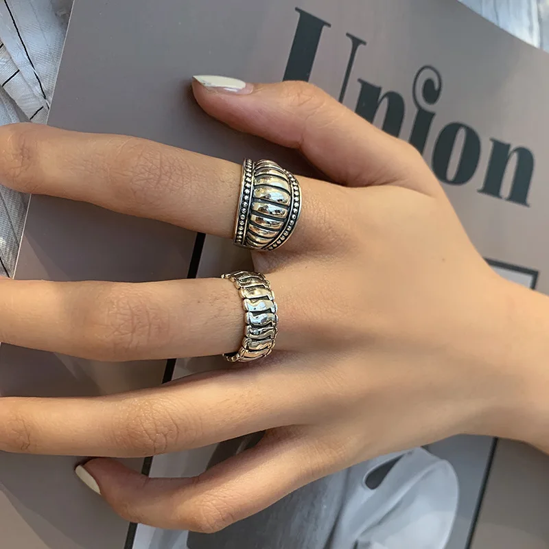 YAOLOGE 925 Sterling Silver European and American Fashion Retro Neutral Striped Ring Simple Trend Classic Jewelry Accessories
YAOLOGE 925 Sterling Silver European and American Fashion Retro Neutral Striped Ring Simple Trend Classic Jewelry Accessories