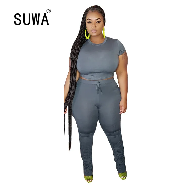 Женский летний костюм с коротким рукавом и круглым вырезом
Женский летний костюм с коротким рукавом и круглым вырезом