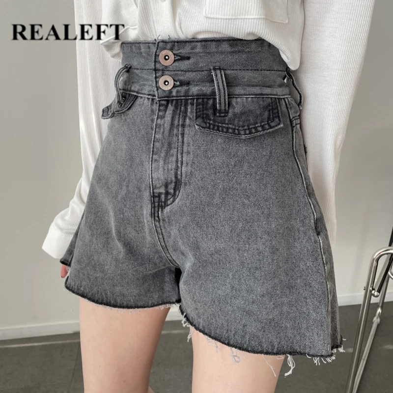 REALEFT Summer 2021 New High Waist Buttons Denim Shorts Tassel Women's Casual Loose Ladies Fashion Female Classic Jeans Trouses
REALEFT Summer 2021 New High Waist Buttons Denim Shorts Tassel Women's Casual Loose Ladies Fashion Female Classic Jeans Trouses