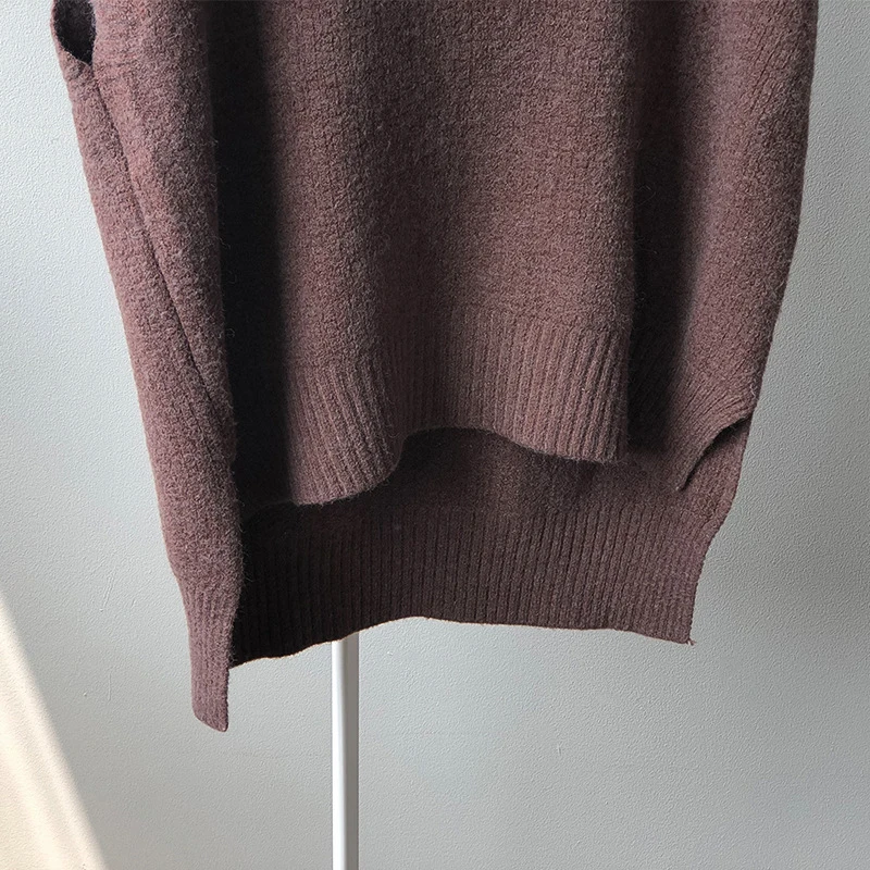 SISPELL Irregular Hem Knitting Vest For Female V Neck Sleeveless High Waist Loose Women's Casual Vest Fashion Streetwear Tide
SISPELL Irregular Hem Knitting Vest For Female V Neck Sleeveless High Waist Loose Women's Casual Vest Fashion Streetwear Tide