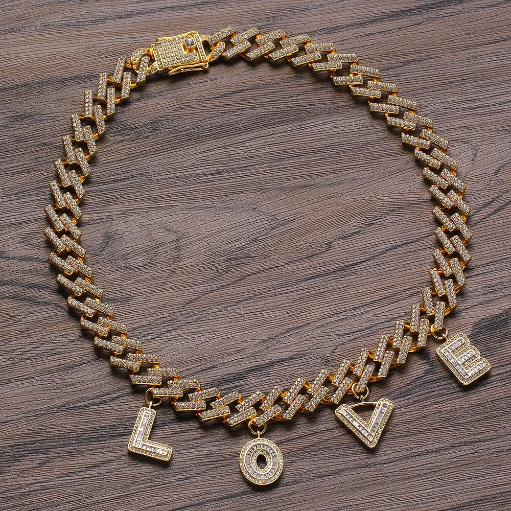 Ожерелье из сплава в форме кубинского кольца в стиле хип-хоп с буквами
Ожерелье из сплава в форме кубинского кольца в стиле хип-хоп с буквами