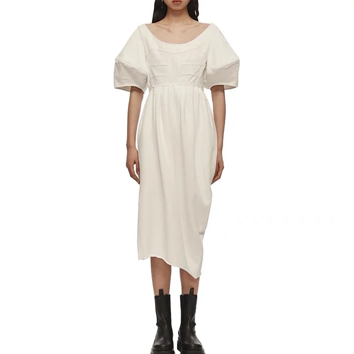 100% Cotton 2021 Spring and Summer Fashionable White Denim Patchwork Dress 
100% Cotton 2021 Spring and Summer Fashionable White Denim Patchwork Dress