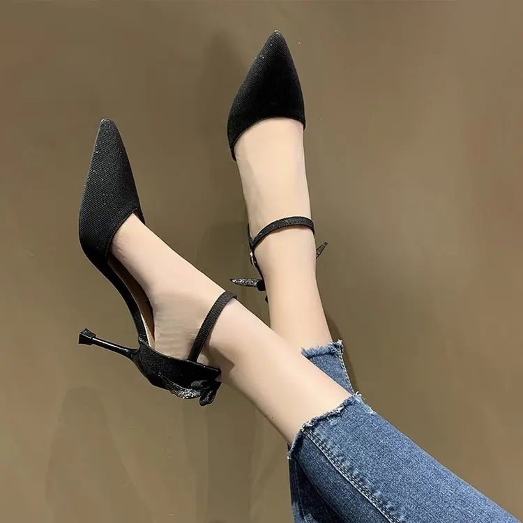 2021 Spring Summer New Fashion Solid Woman Sandals High Thin Heels Pointed Toe Butterfly Knot Elegant Sexy Office Lady Shoes
2021 Spring Summer New Fashion Solid Woman Sandals High Thin Heels Pointed Toe Butterfly Knot Elegant Sexy Office Lady Shoes