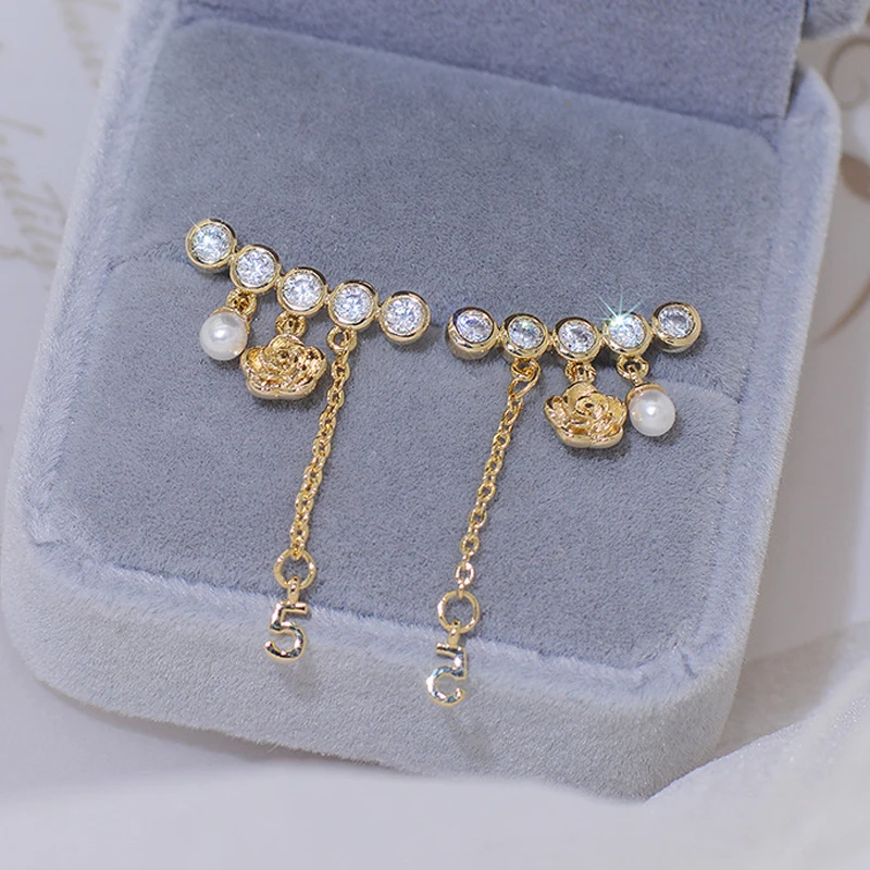 French Exquisite Camellia Tassel Earring for Women Delicate 14K Real Gold Pearl Stud Earrings Wedding Jewelry for Bridal Gift
French Exquisite Camellia Tassel Earring for Women Delicate 14K Real Gold Pearl Stud Earrings Wedding Jewelry for Bridal Gift