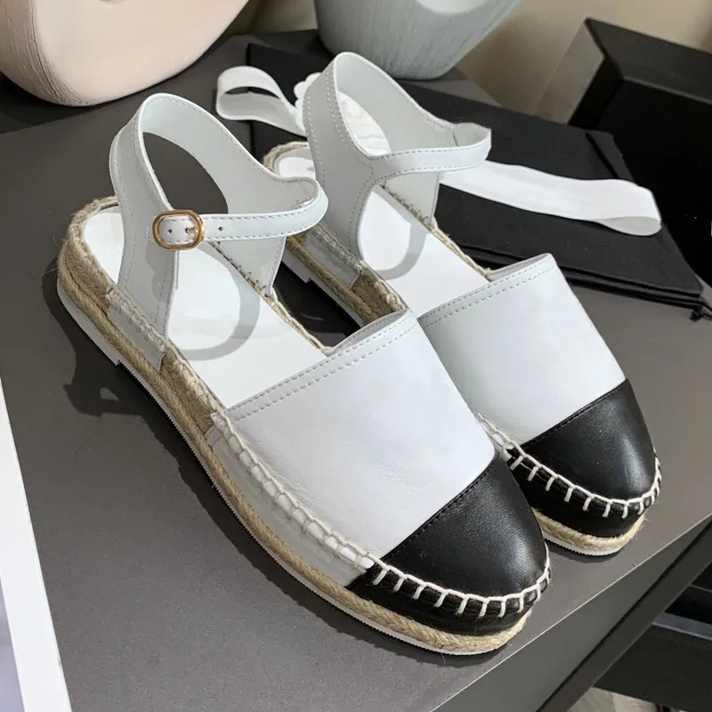 Buckle Strap Woman Sandals Leather Platform Shoes Women Summer Cool Sliders Full Head Ladies Shoes Fashion Concise Sandals 2021
Buckle Strap Woman Sandals Leather Platform Shoes Women Summer Cool Sliders Full Head Ladies Shoes Fashion Concise Sandals 2021