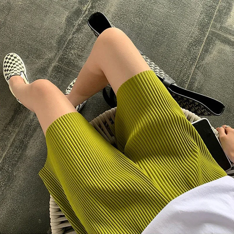 2021 Casual Women Rib Knit Shorts Soft Comfy High Waist Solid Color Stretch Workout Short Skinny Fashion Women's Short Leggings
2021 Casual Women Rib Knit Shorts Soft Comfy High Waist Solid Color Stretch Workout Short Skinny Fashion Women's Short Leggings