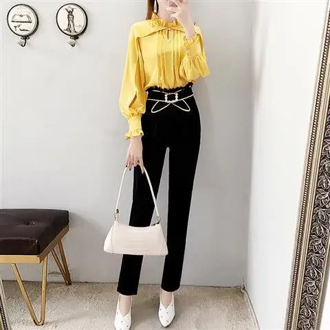 2021 Spring Stylish 2 Piece Suit Female New Fashion Loose Ruffles Shirt Top and Pants Korean Women Casual Work Pants Set Q168
2021 Spring Stylish 2 Piece Suit Female New Fashion Loose Ruffles Shirt Top and Pants Korean Women Casual Work Pants Set Q168