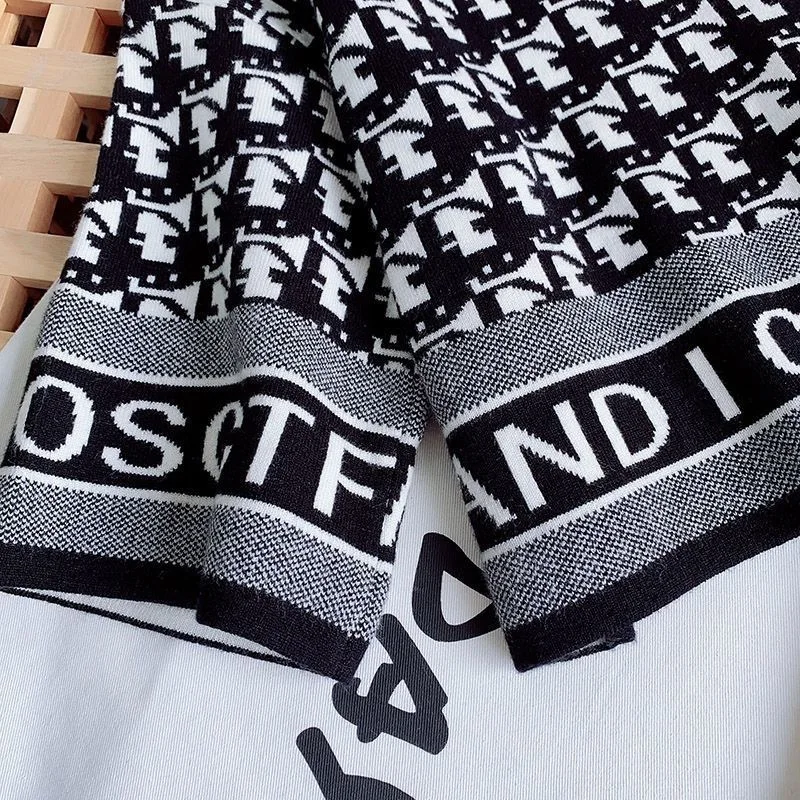 The new autumn Korean children's fashion pullover sweater two-piece,girls outfits,3-8 years old girls fashion suit, girls outfit
The new autumn Korean children's fashion pullover sweater two-piece,girls outfits,3-8 years old girls fashion suit, girls outfit