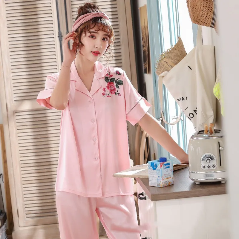 Women Short Sleeve Pajamas Set Shirt&pant Summer Casual Loose 2PCS Sleepwear Sleep Set Silky Satin Nightwear Print Home Clothes
Women Short Sleeve Pajamas Set Shirt&pant Summer Casual Loose 2PCS Sleepwear Sleep Set Silky Satin Nightwear Print Home Clothes