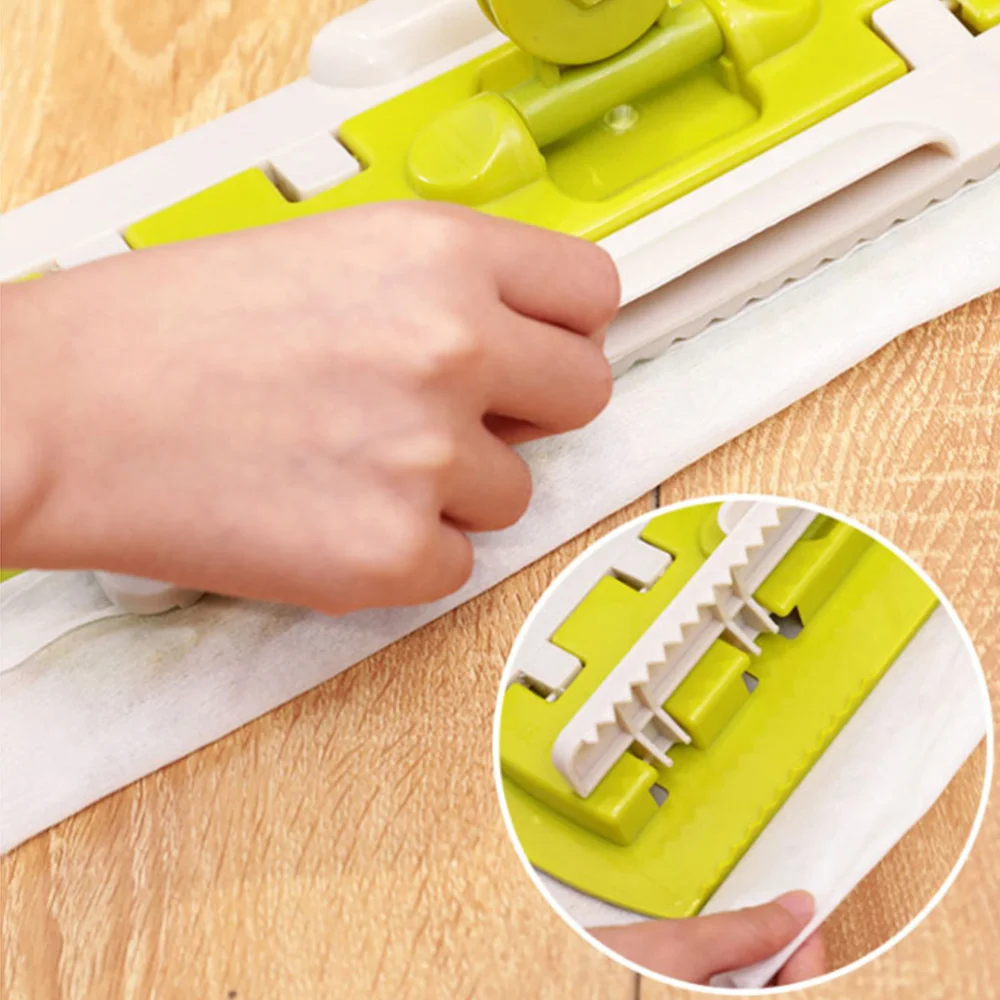 1 Roll 40pcs Disposable Mop Electrostatic Dust Removal Papers Dry Mop Pads (White)
1 Roll 40pcs Disposable Mop Electrostatic Dust Removal Papers Dry Mop Pads (White)