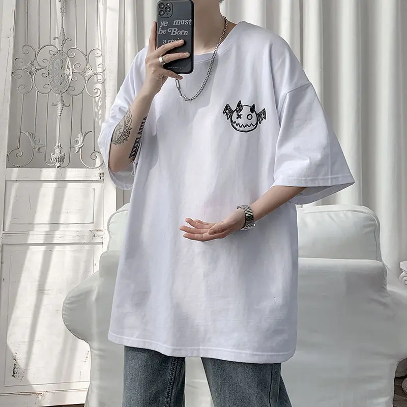 Spring Summer Men's T-shirts Korean Style Loose Little Devil Graphic T-shirt Casual Oversized T-Shirt Men's Clothing
Spring Summer Men's T-shirts Korean Style Loose Little Devil Graphic T-shirt Casual Oversized T-Shirt Men's Clothing