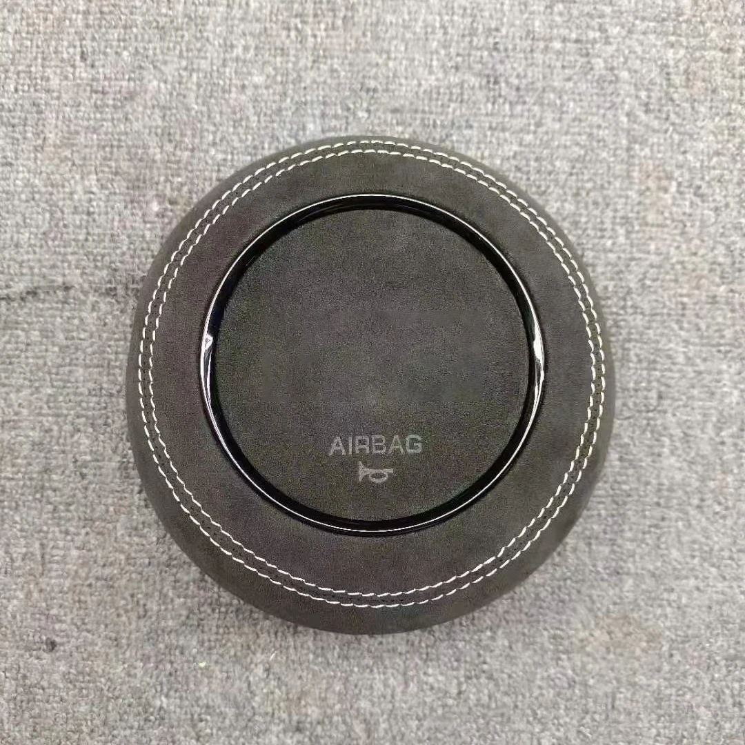 For Audi 13-16 A3 A4 A5 11-18 A7 Carbon Fiber Steering Wheel Horn Button Cover Include Emblem/Alcantara
For Audi 13-16 A3 A4 A5 11-18 A7 Carbon Fiber Steering Wheel Horn Button Cover Include Emblem/Alcantara