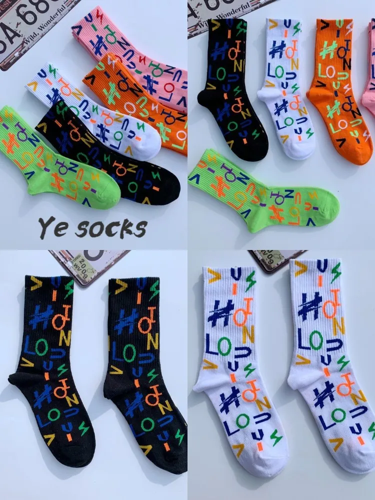 1 Pair Of Men And Women In The Tube Socks Hip Hop English Alphabet Socks Fashion European And American Style Cotton Socks
1 Pair Of Men And Women In The Tube Socks Hip Hop English Alphabet Socks Fashion European And American Style Cotton Socks