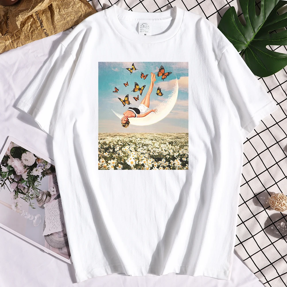 Moon and Butterfly Printing Female T Shirt Sport Branded Tshirt Travering Big-Size Short Sleeved Home Loose Woman T Shirts
Moon and Butterfly Printing Female T Shirt Sport Branded Tshirt Travering Big-Size Short Sleeved Home Loose Woman T Shirts