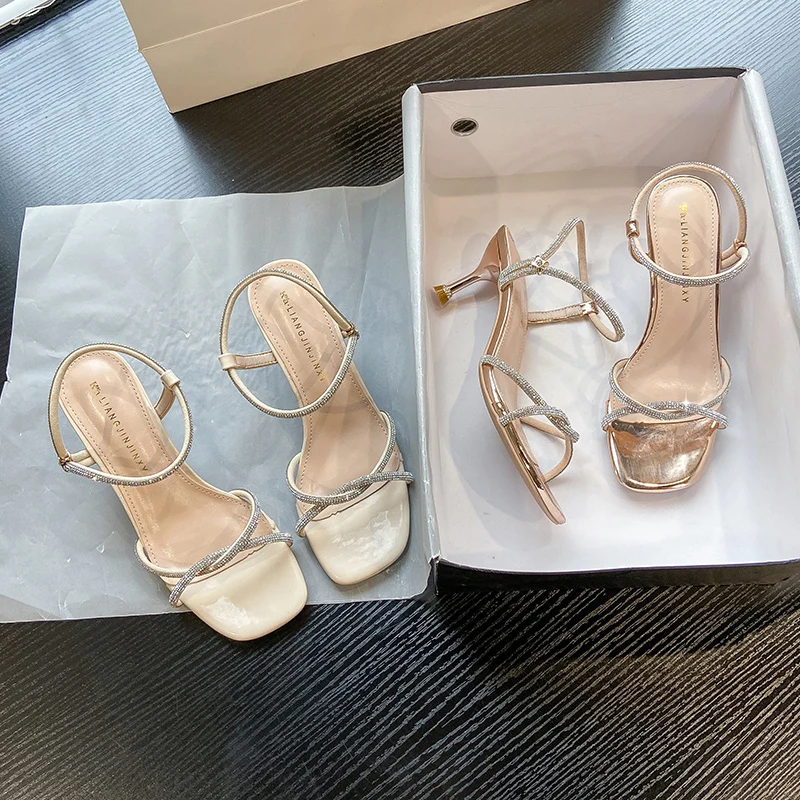 Women Sandals Fashion Summer Shoes Crystal high-heeled sexy fashion party 2020 Leather stiletto Square head sandalias de mujer
Women Sandals Fashion Summer Shoes Crystal high-heeled sexy fashion party 2020 Leather stiletto Square head sandalias de mujer