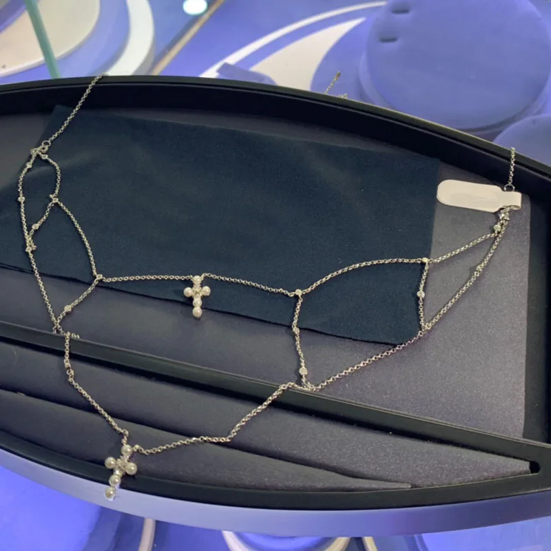 UMGODLY Fashion Necklace Silver Color Simple Pearl Cross Pendant Micro Zirconia Women Luxury Brand MALTEST Jewelry
UMGODLY Fashion Necklace Silver Color Simple Pearl Cross Pendant Micro Zirconia Women Luxury Brand MALTEST Jewelry