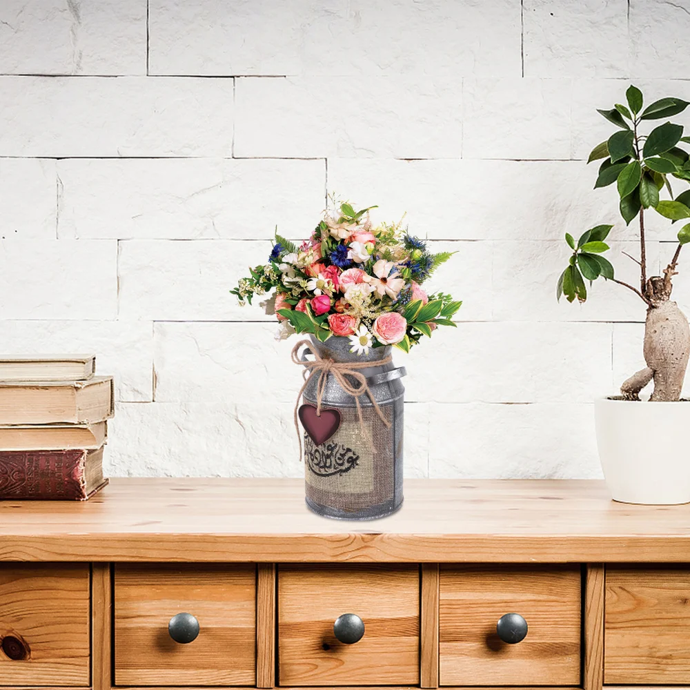 1pc Vintage Style Iron Bucket Pastoral home decoration props Flower Bucket
1pc Vintage Style Iron Bucket Pastoral home decoration props Flower Bucket