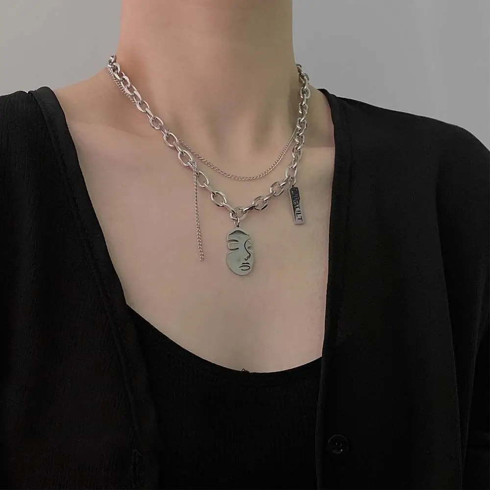 Cool Tassel Human Face Double Layered Women Necklace Letter Jewelry Accessories Korean Style Choker Clavicle Chain
Cool Tassel Human Face Double Layered Women Necklace Letter Jewelry Accessories Korean Style Choker Clavicle Chain