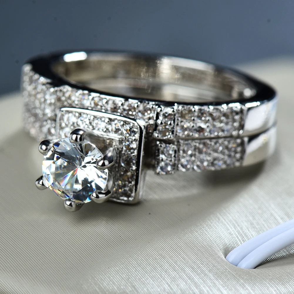 Luxury Female White Round Crystal Ring Classic Silver Color Wedding Rings For Women Vintage Square Zircon Engagement Ring Set
Luxury Female White Round Crystal Ring Classic Silver Color Wedding Rings For Women Vintage Square Zircon Engagement Ring Set
