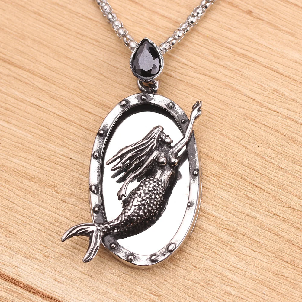 European and American Stainless Steel Necklace Fashion Charm Mermaid Mirror Ladies Pendant Initial Necklace
European and American Stainless Steel Necklace Fashion Charm Mermaid Mirror Ladies Pendant Initial Necklace