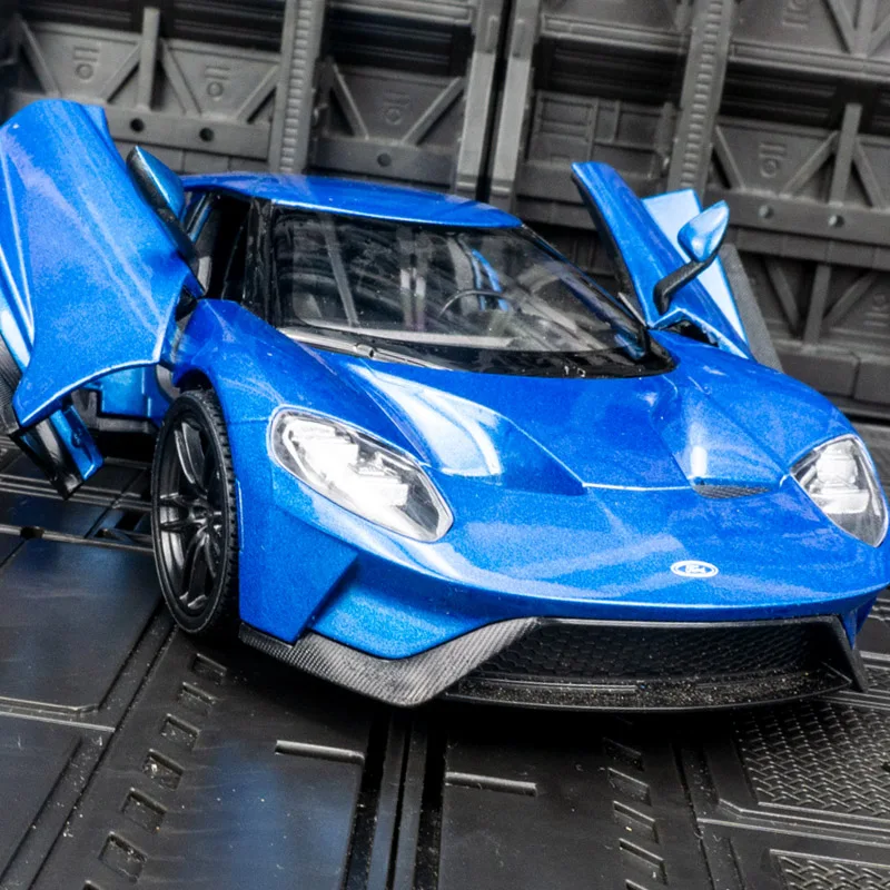 Модель спортивного автомобиля Ford GT в масштабе 1:24, модель статического автомобиля из сплава, украшение, подарки для друзей, детские игрушки, ...
Модель спортивного автомобиля Ford GT в масштабе 1:24, модель статического автомобиля из сплава, украшение, подарки для друзей, детские игрушки, ...