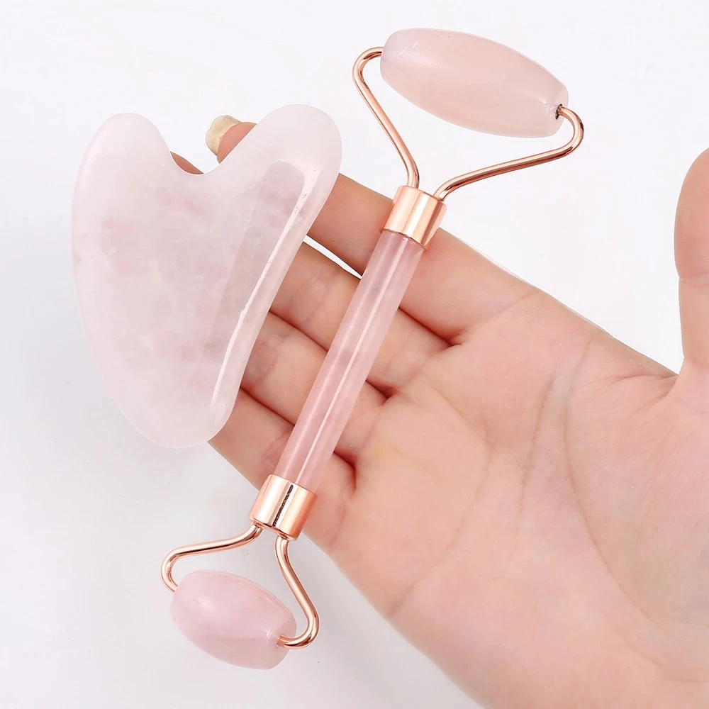 Jade Roller Rose Natural Facial Massager-lifting Quartz Face Massager Roller Slimming Jade Scraping Mask Brush Three-piece Set
Jade Roller Rose Natural Facial Massager-lifting Quartz Face Massager Roller Slimming Jade Scraping Mask Brush Three-piece Set