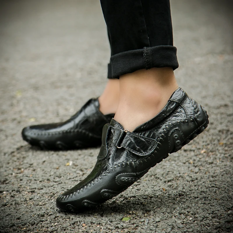 2021 New Brand Fashsion Soft Leather Men's shoes Summer Breathable Driving shoes Comfortable Casual Flats shoes Handmade Loafers
2021 New Brand Fashsion Soft Leather Men's shoes Summer Breathable Driving shoes Comfortable Casual Flats shoes Handmade Loafers