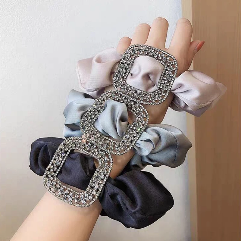 Elegant Rubber Band Tie Head Rope Rhinestone Rubber Band Silk Large Intestine Hair Ring Female Temperament Tie Hair Rope Jewerly
Elegant Rubber Band Tie Head Rope Rhinestone Rubber Band Silk Large Intestine Hair Ring Female Temperament Tie Hair Rope Jewerly