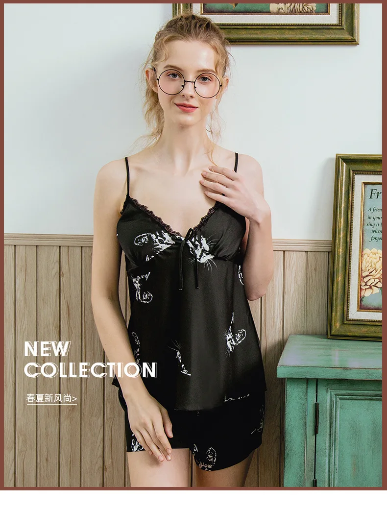 Korean Summer Pyjamas Women Plus Size Lingerie Silk Sleepwear Satin Pj Set Soft Pajamas Short Leisure Wear Home Cloth Loungewear
Korean Summer Pyjamas Women Plus Size Lingerie Silk Sleepwear Satin Pj Set Soft Pajamas Short Leisure Wear Home Cloth Loungewear