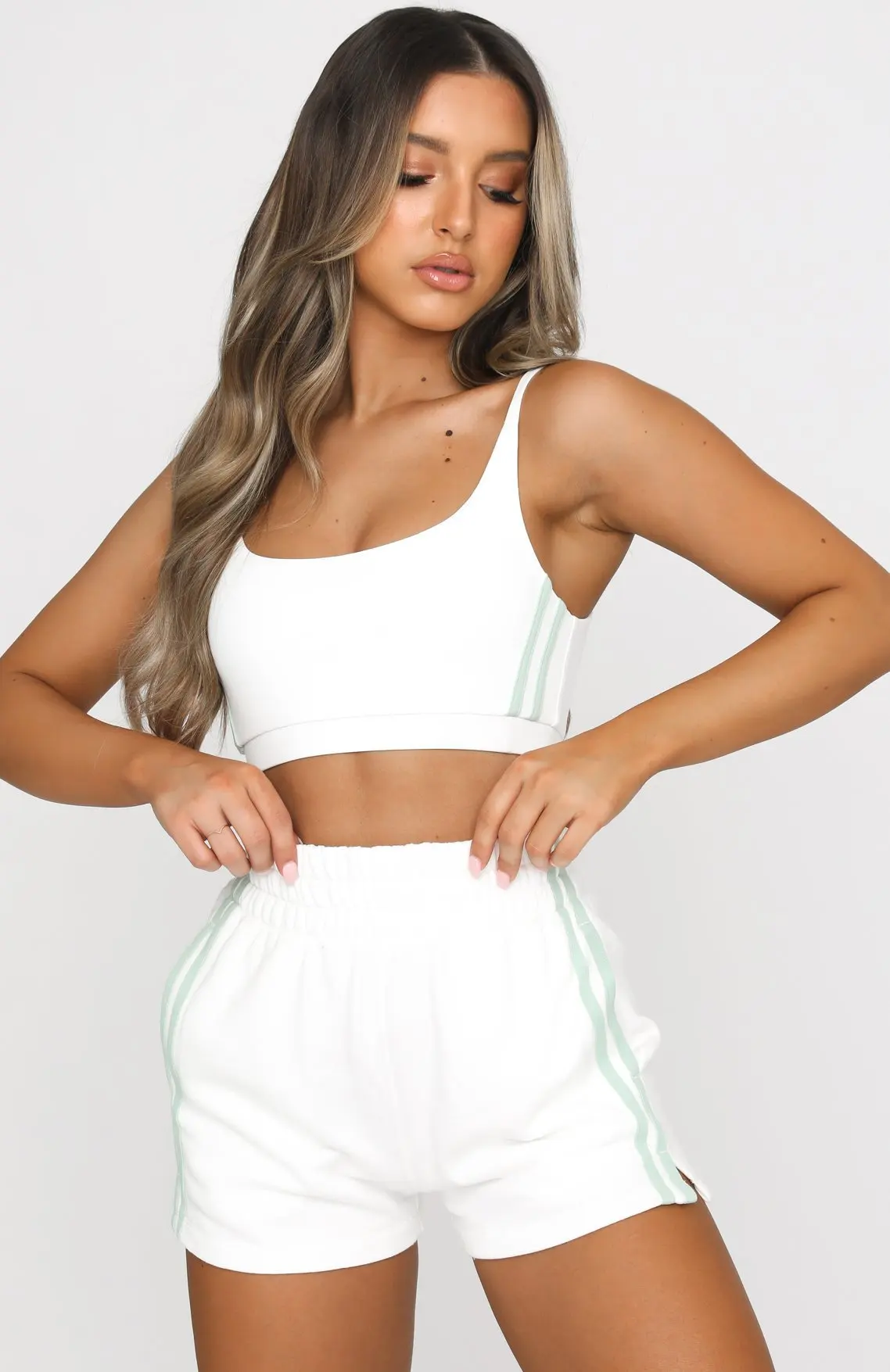 2021 Spring Summer New Women's Top+Shorts Sleeveless Vest Sling Home Wear Pure Leisure Two Piece Suit AL2319
2021 Spring Summer New Women's Top+Shorts Sleeveless Vest Sling Home Wear Pure Leisure Two Piece Suit AL2319