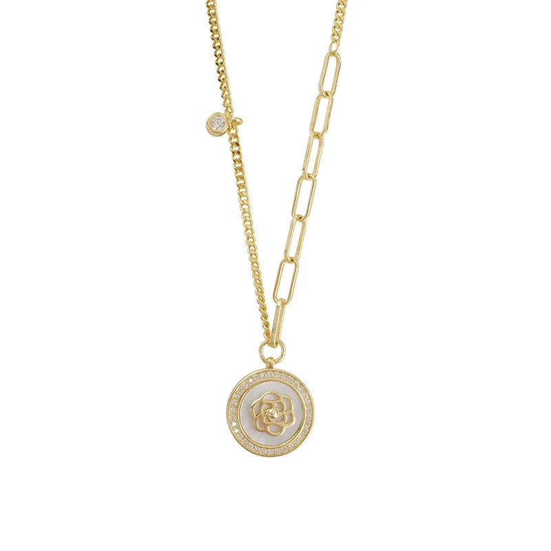 Vintage Carved Camellia Coin Thick Chain OT Necklace Bohemian Punk Metal Coin Collar Choker Necklace Fashion Women Punk Jewelry
Vintage Carved Camellia Coin Thick Chain OT Necklace Bohemian Punk Metal Coin Collar Choker Necklace Fashion Women Punk Jewelry