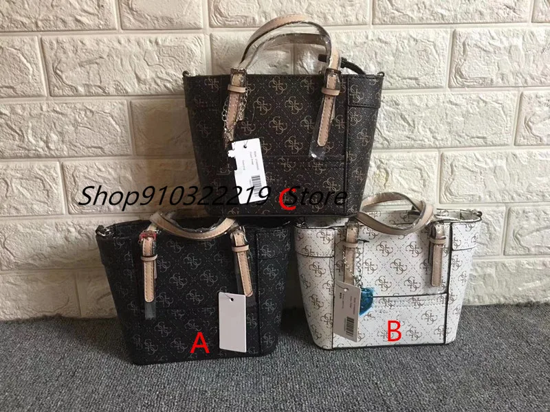 New ladies casual cross-body bag one-shoulder bag small handbag
New ladies casual cross-body bag one-shoulder bag small handbag