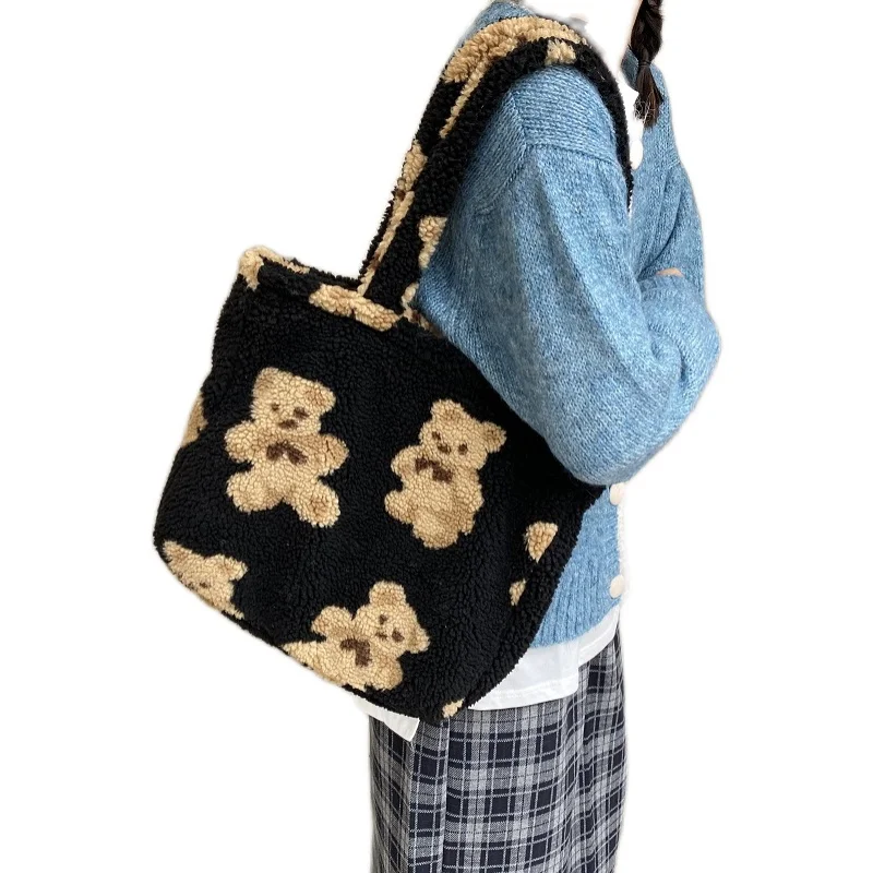 NEW Winter Plush Shoulder Bags For Women 2020 Faux Fur Underarm Bag Solid Color Cute Female Warm Tote Bag Bolsa Feminina
NEW Winter Plush Shoulder Bags For Women 2020 Faux Fur Underarm Bag Solid Color Cute Female Warm Tote Bag Bolsa Feminina